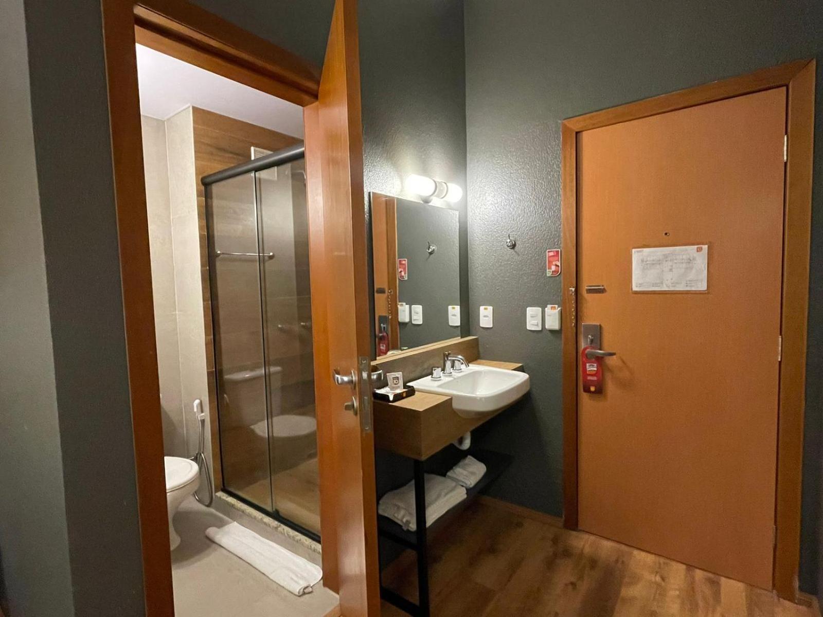 Hotel 10