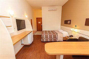 10 Hotel 3*